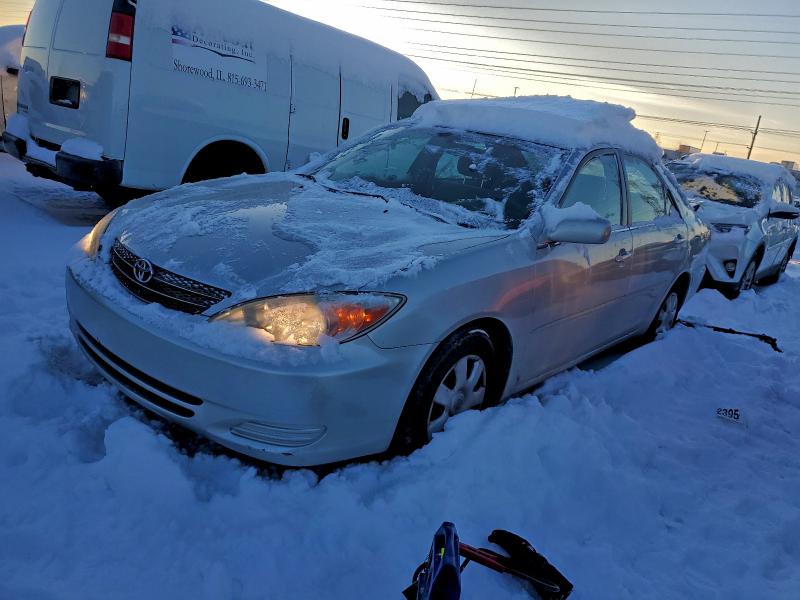 TOYOTA CAMRY LE 2004 with VIN 4T1BE32K04U893940 - Photo from auction