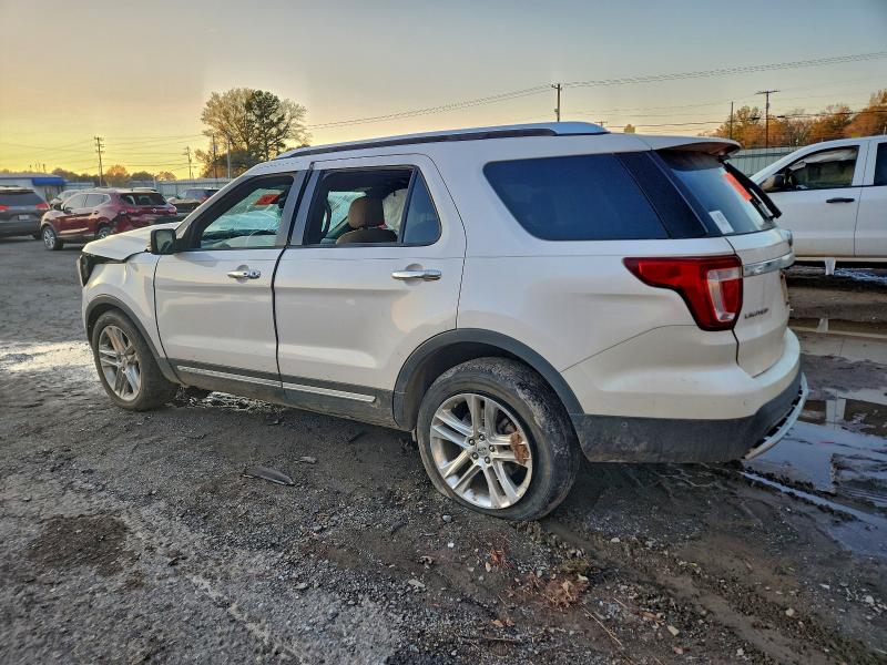 Photo 2 from auction – 2017 FORD EXPLORER L with VIN 1FM5K7F89HGE27214