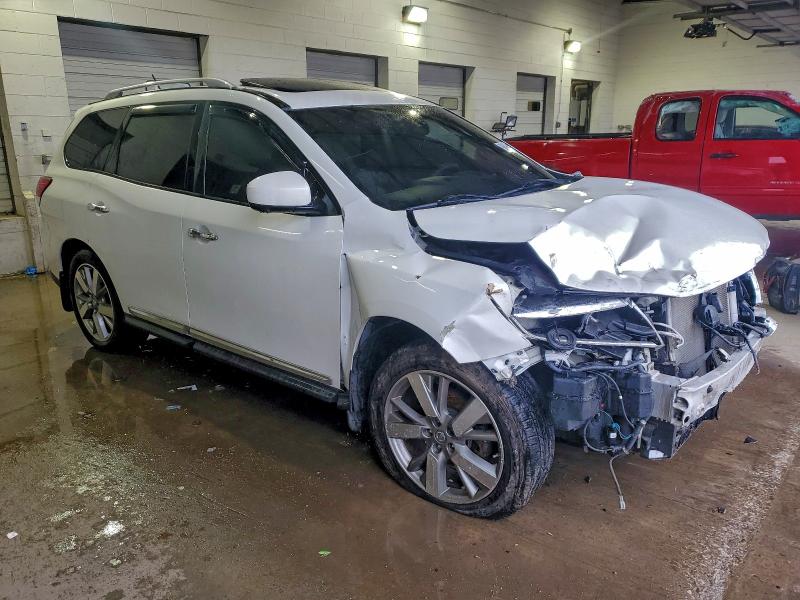Photo 4 from auction – 2014 NISSAN PATHFINDER with VIN 5N1AR2MM5EC641469