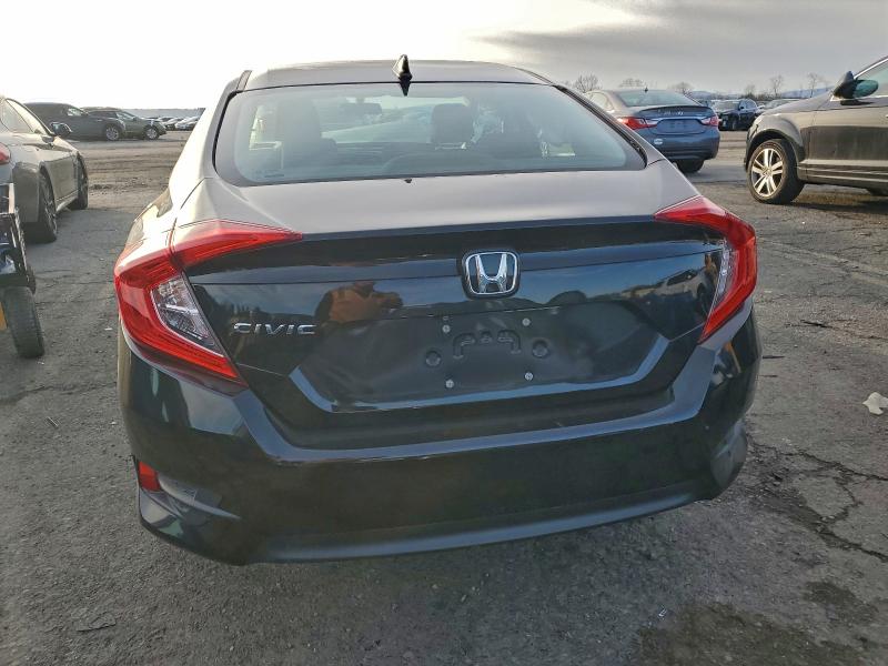 صورة رقم 6 من المزاد - 2017 HONDA CIVIC EX مع VIN 19XFC2F76HE204063
