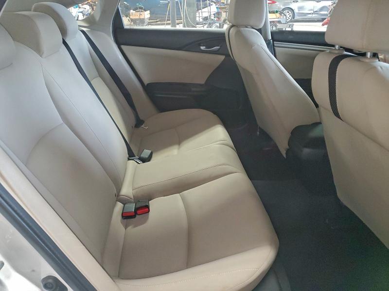 Photo 10 from auction – 2020 HONDA CIVIC with VIN 2HGFC2F68LH558317
