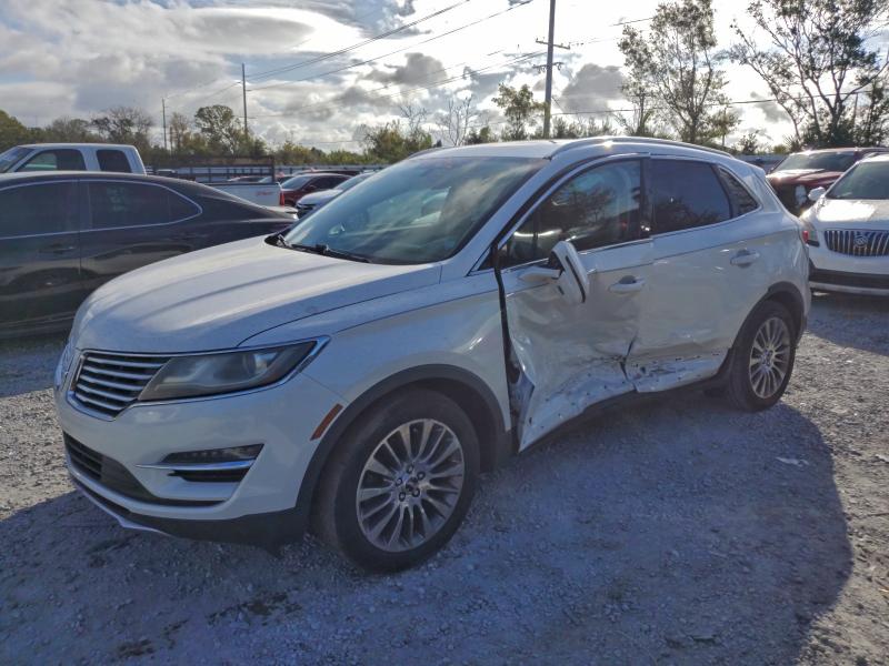 LINCOLN MKC 2015 with VIN 5LMCJ1A91FUJ15827 - Photo from auction
