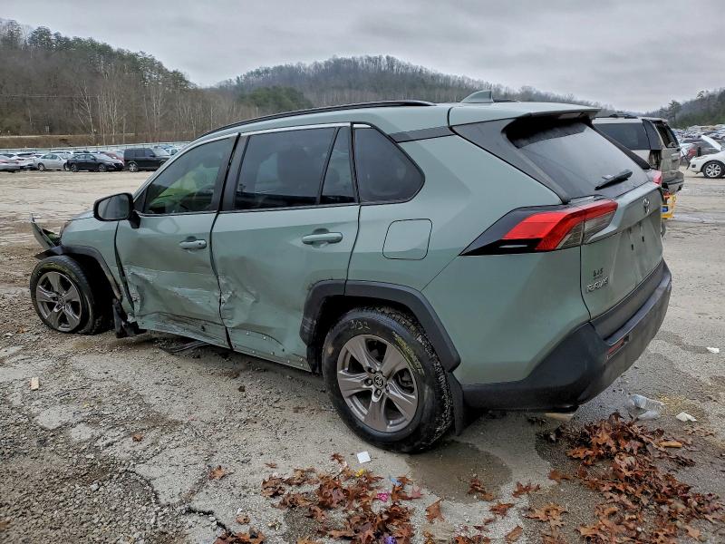 Photo 2 from auction – 2023 TOYOTA RAV4 XLE with VIN JTMP1RFV9PD097768