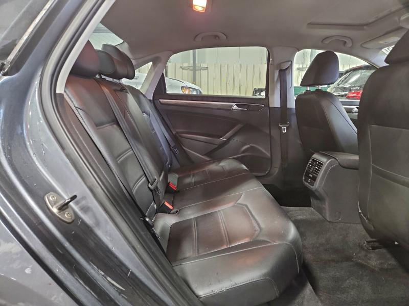 Photo 10 from auction – 2016 VOLKSWAGEN PASSAT with VIN 1VWBT7A39GC059992