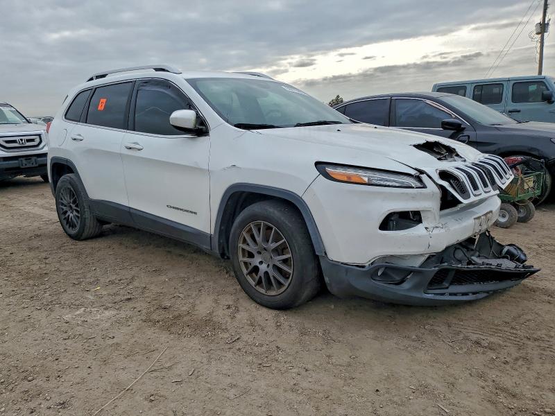 Photo 4 from auction – 2017 JEEP CHEROKEE with VIN 1C4PJLCB0HW585942