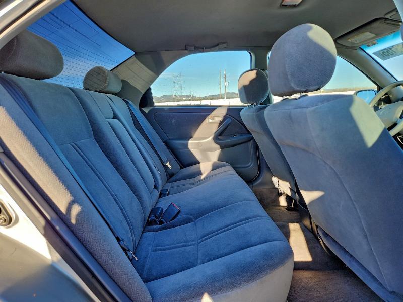 Photo 10 from auction – 2001 TOYOTA CAMRY CE with VIN 4T1BG22K01U035495