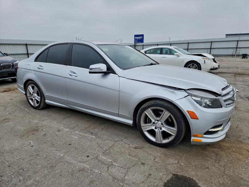Photo 4 from auction – 2011 MERCEDES-BENZ C 300 with VIN WDDGF5EB3BR174038