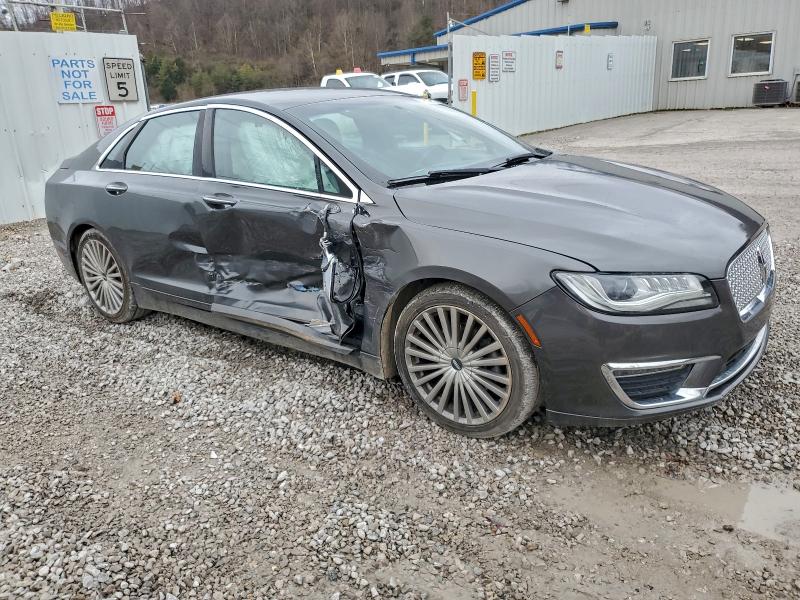 Photo 4 from auction – 2017 LINCOLN MKZ RESERV with VIN 3LN6L5E91HR632258