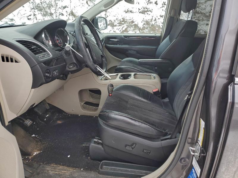 Photo 7 from auction – 2014 CHRYSLER TOWN & COU with VIN 2C4RC1CG1ER408842