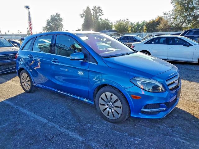 Photo 4 from auction – 2015 MERCEDES-BENZ B with VIN WDDVP9AB9FJ005809