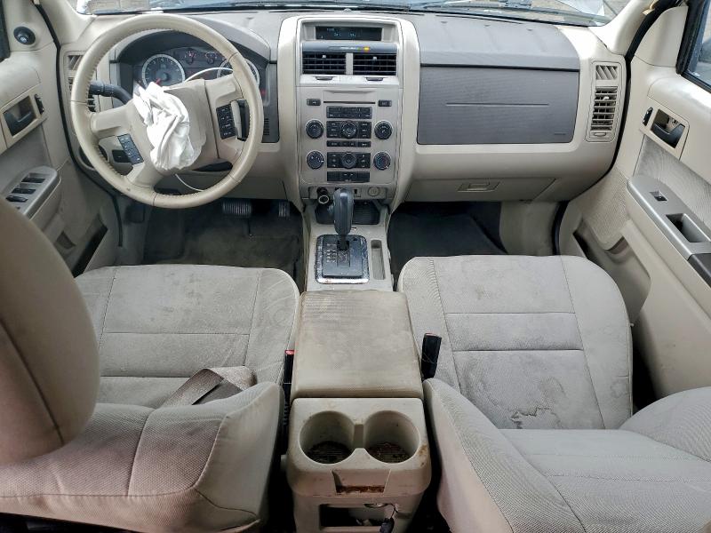 Photo 8 from auction – 2010 FORD ESCAPE XLT with VIN 1FMCU0DG9AKD41620