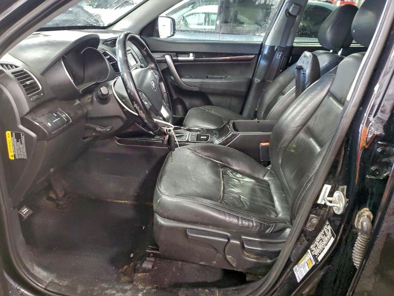 Photo 7 from auction – 2015 KIA SORENTO LX with VIN 5XYKTCA61FG638491