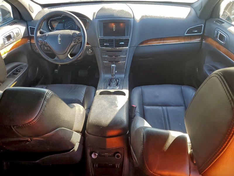 Photo 8 from auction – 2015 LINCOLN MKT with VIN 2LMHJ5NK4FBL01627