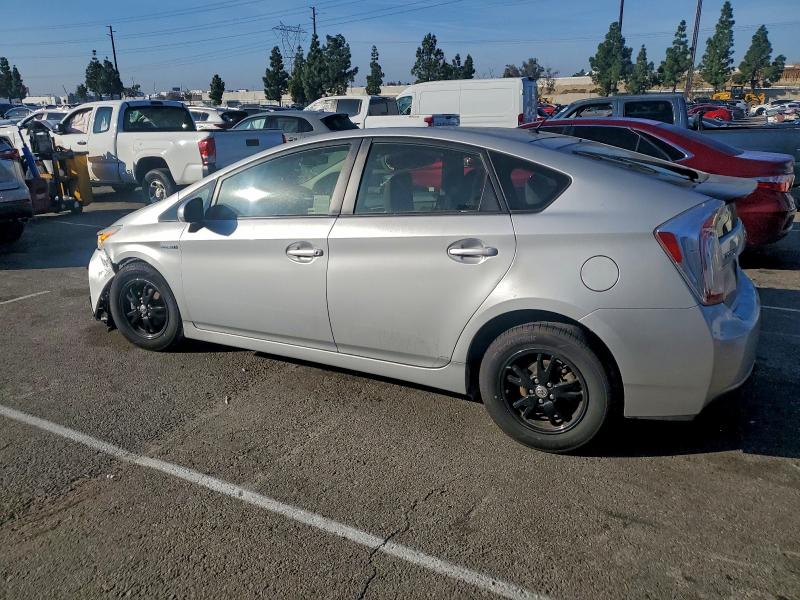 Photo 2 from auction – 2015 TOYOTA PRIUS with VIN JTDKN3DU8F0474893
