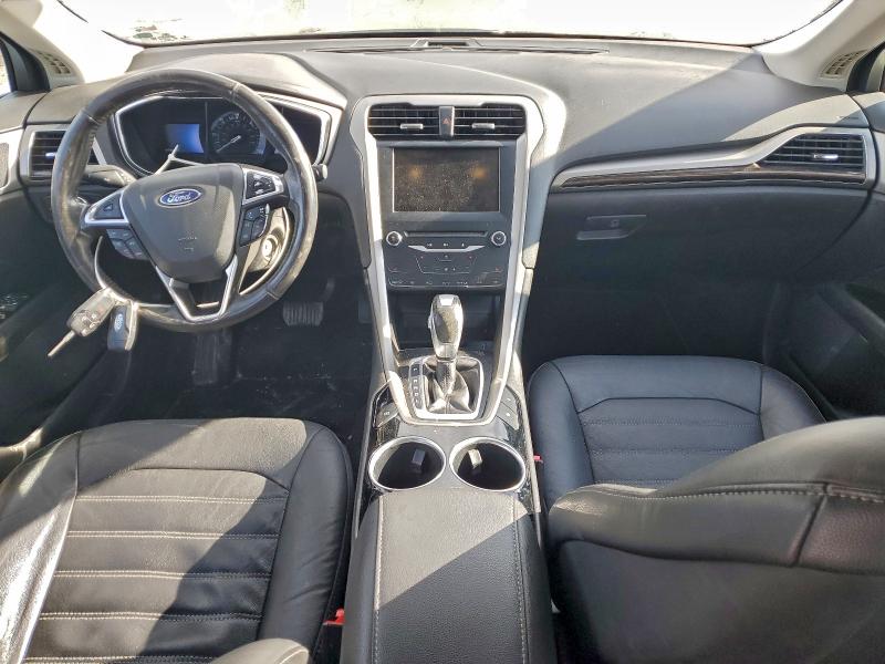 Photo 8 from auction – 2013 FORD FUSION SE with VIN 3FA6P0PU4DR253946