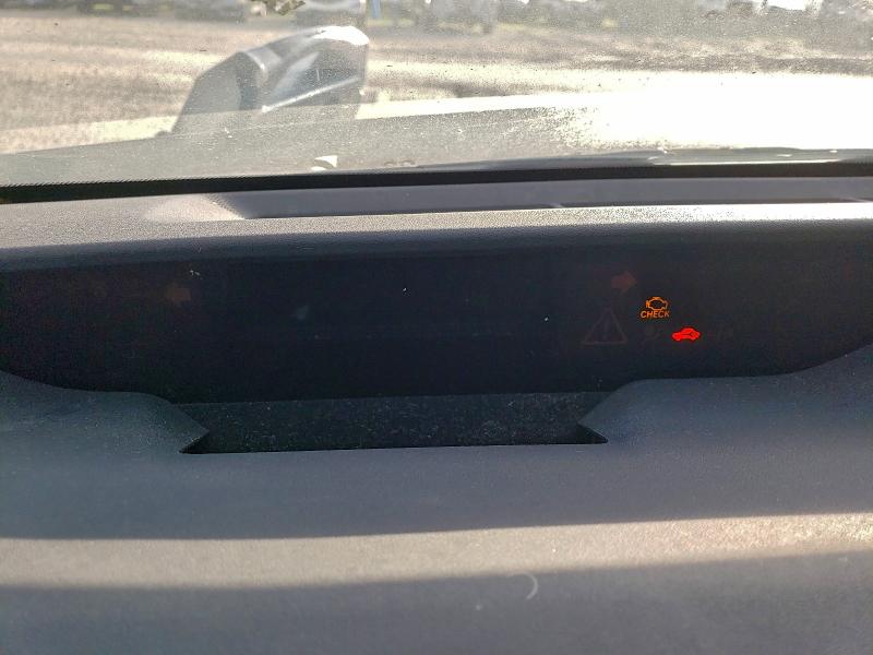 Photo 9 from auction – 2005 TOYOTA PRIUS with VIN JTDKB20UX53032574