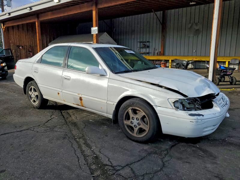 Photo 4 from auction – 1998 TOYOTA CAMRY CE with VIN JT2BF22K1W0090374