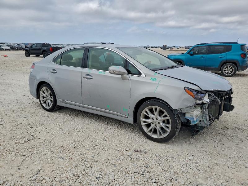 Photo 4 from auction – 2010 LEXUS HS 250H with VIN JTHBB1BA1A2007199