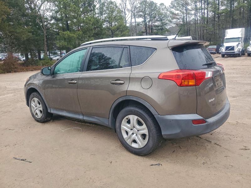Photo 2 from auction – 2015 TOYOTA RAV4 LE with VIN 2T3ZFREV1FW162741