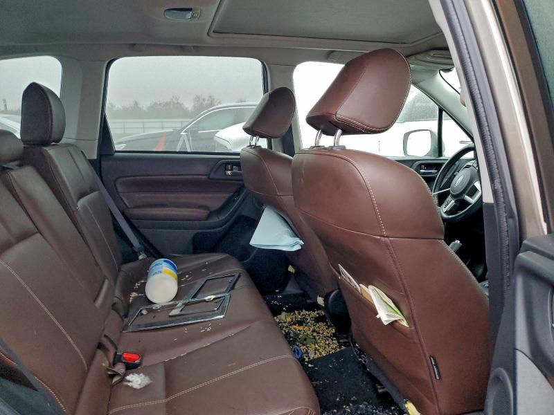Photo 11 from auction – 2018 SUBARU FORESTER 2 with VIN JF2SJAWC2JH617482