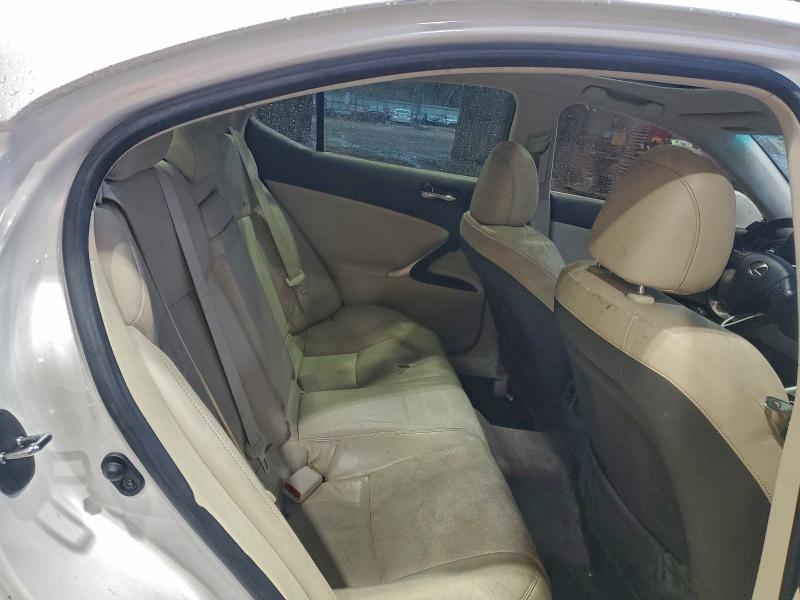 Photo 10 from auction – 2010 LEXUS IS with VIN JTHBF5C23A2097345