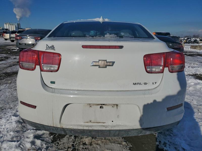 Photo 6 from auction – 2015 CHEVROLET MALIBU 1LT with VIN 1G11C5SL4FF182509
