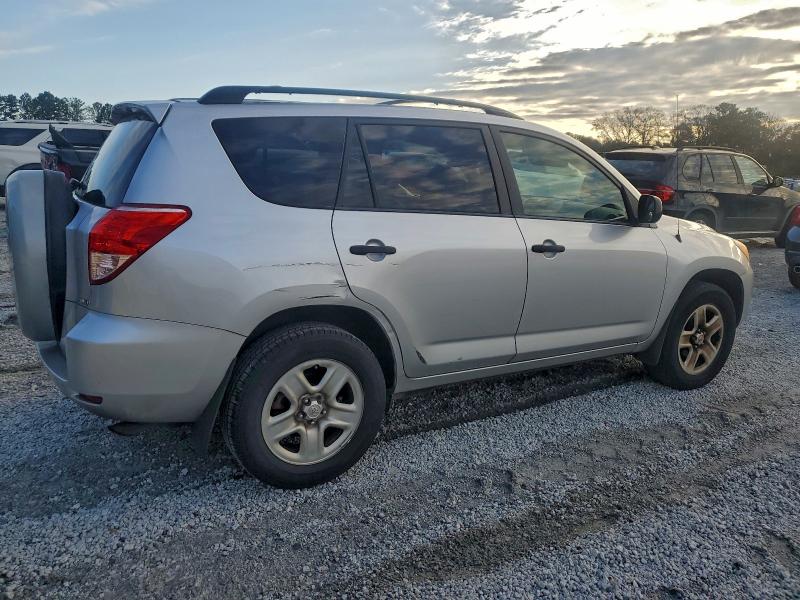 Photo 3 from auction – 2006 TOYOTA RAV4 with VIN JTMBD33VX65029510