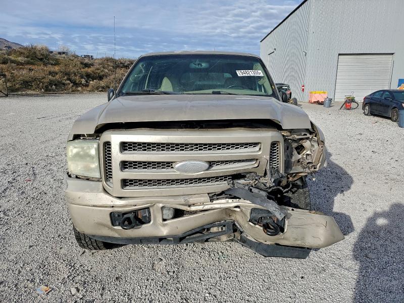 Photo 5 from auction – 2005 FORD EXCURSION with VIN 1FMNU43S65EC66305