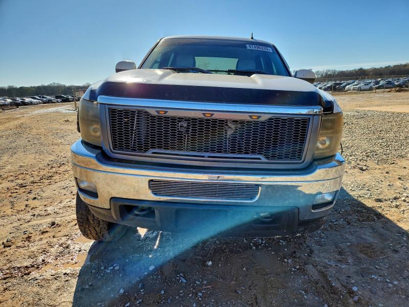 Photo 5 from auction – 2011 CHEVROLET SILVERADO with VIN 1GC1KYCG6BF242815