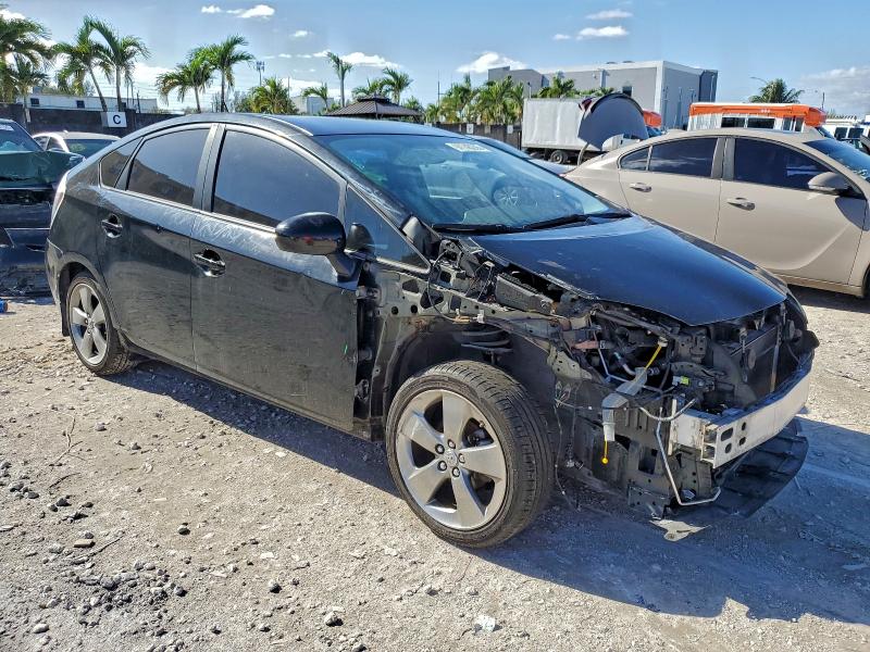Photo 4 from auction – 2013 TOYOTA PRIUS with VIN JTDKN3DU5D5592335