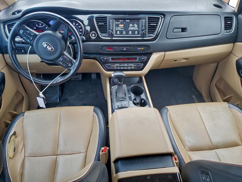 Photo 8 from auction – 2017 KIA SEDONA EX with VIN KNDMC5C11H6264198