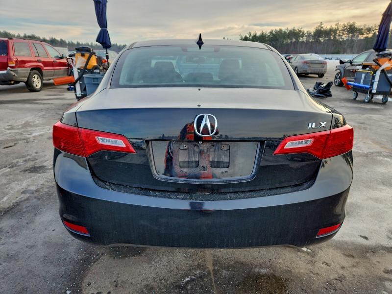 Photo 6 from auction – 2014 ACURA ILX 24 PRE with VIN 19VDE2E54EE000402