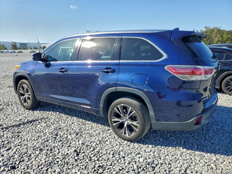 Photo 2 from auction – 2016 TOYOTA HIGHLANDER with VIN 5TDKKRFH7GS130126