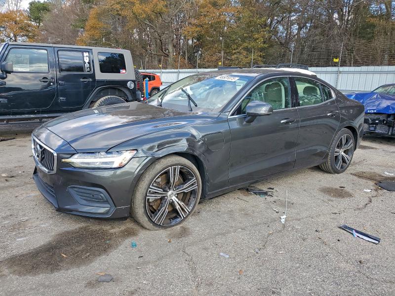 VOLVO S60 T8 REC 2022 с VIN 7JRBR0FL7NG173871 - Снимка от търг