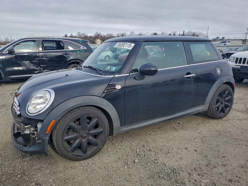 MINI COOPER 2013 with VIN WMWSU3C56DT678310 - Photo from auction
