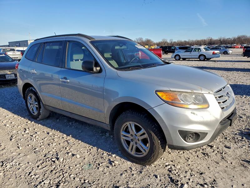 Photo 4 from auction – 2010 HYUNDAI SANTA FE G with VIN 5NMSG3AB9AH353716
