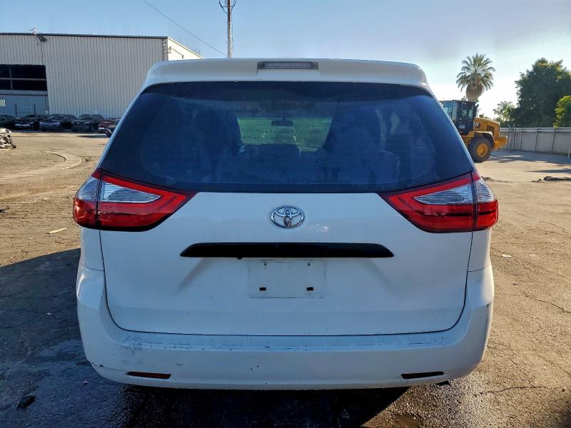 Photo 6 from auction – 2017 TOYOTA SIENNA with VIN 5TDZZ3DC4HS778944