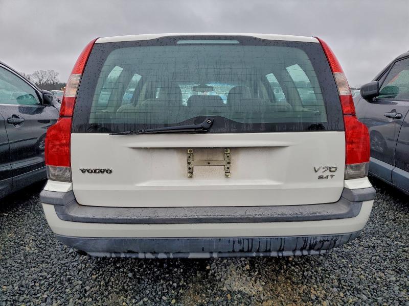 Photo 6 from auction – 2002 VOLVO V70 2.4T with VIN YV1SW58D722238540