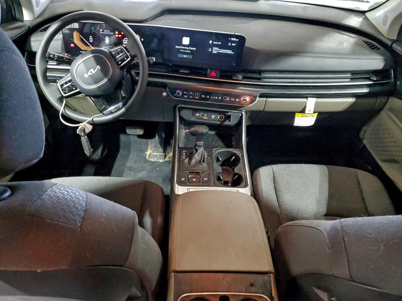 Photo 8 from auction – 2026 KIA CARNIVAL with VIN KNDNB5K34T6572629