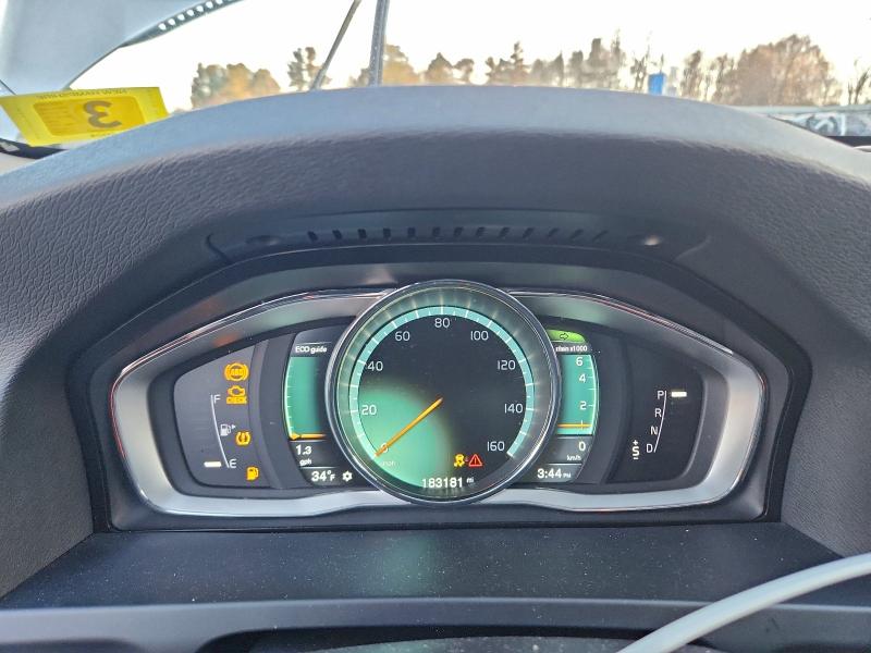 Photo 9 from auction – 2015 VOLVO S60 PREMIE with VIN YV1612TK2F2334957