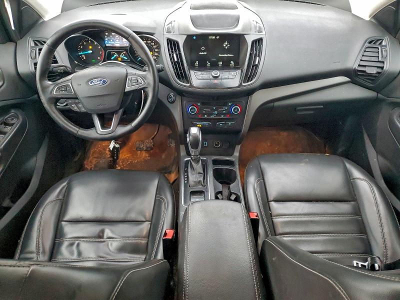 Photo 8 from auction – 2019 FORD ESCAPE SEL with VIN 1FMCU9HD1KUB71540