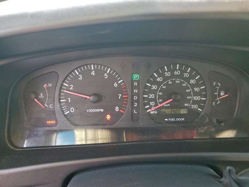 Photo 9 from auction – 1998 TOYOTA SIENNA LE with VIN 4T3ZF13C8WU021104