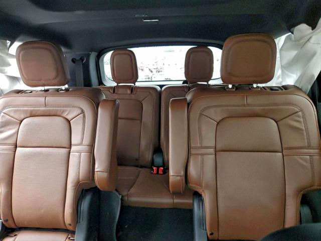 Photo 10 from auction – 2023 LINCOLN AVIATOR RE with VIN 5LM5J7WCXPGL00331