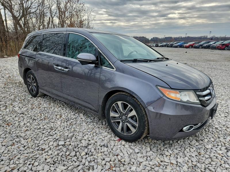 Photo 4 from auction – 2016 HONDA ODYSSEY TO with VIN 5FNRL5H97GB096185
