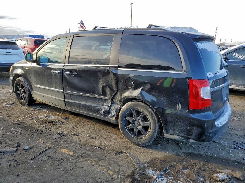 Photo 2 from auction – 2011 CHRYSLER TOWN & COU with VIN 2A4RR5DG9BR690139