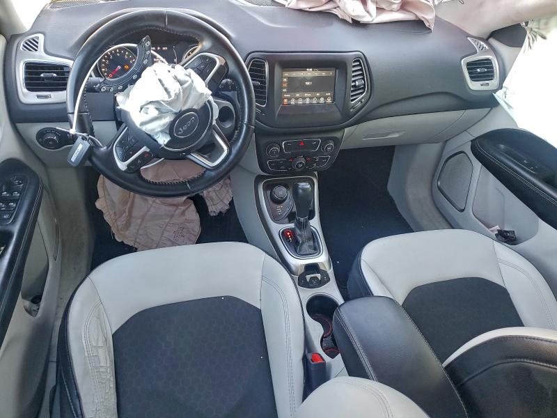 Photo 8 from auction – 2019 JEEP COMPASS LA with VIN 3C4NJDBB9KT679748