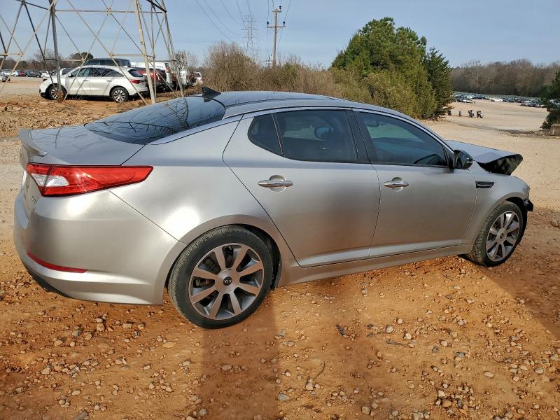Photo 3 from auction – 2013 KIA OPTIMA SX with VIN 5XXGR4A65DG222312