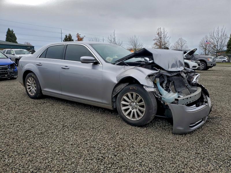 Photo 4 from auction – 2014 CHRYSLER 300 with VIN 2C3CCAAGXEH382714