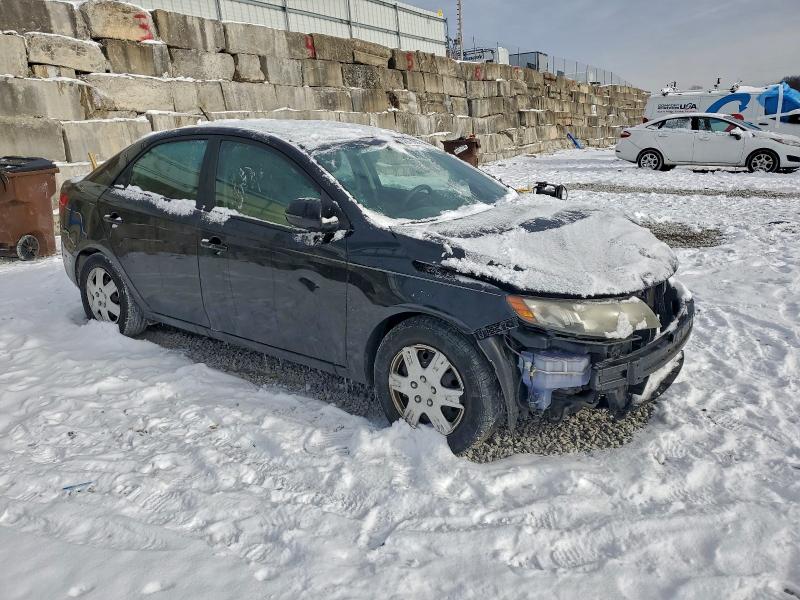 Photo 4 from auction – 2013 KIA FORTE EX with VIN KNAFU4A24D5685034