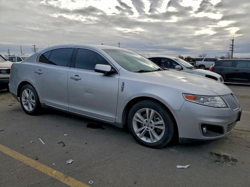 Photo 4 from auction – 2010 LINCOLN MKS with VIN 1LNHL9DR3AG616318
